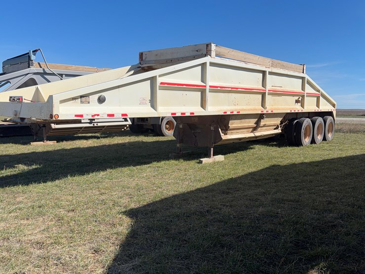 2010-dakota-belly-dump-trailer-image-12
