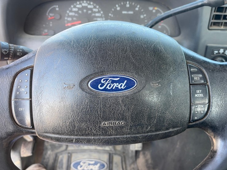 2003-ford-f250-image-15