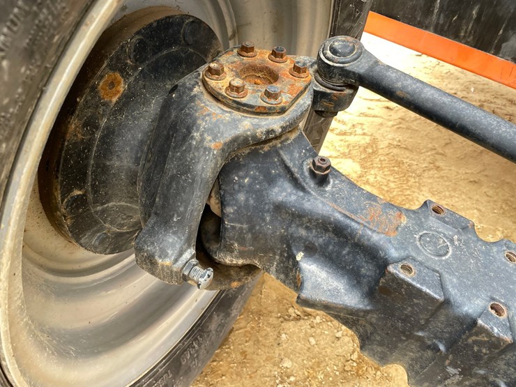 2013-jlg-g6-42a-image-37