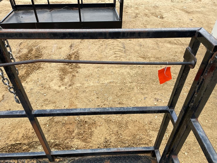 #7530-•-8'-work-platform-with-fork-pockets-image-9