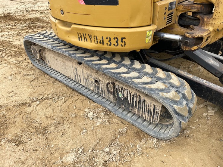 2014-caterpillar-303.5-image-75