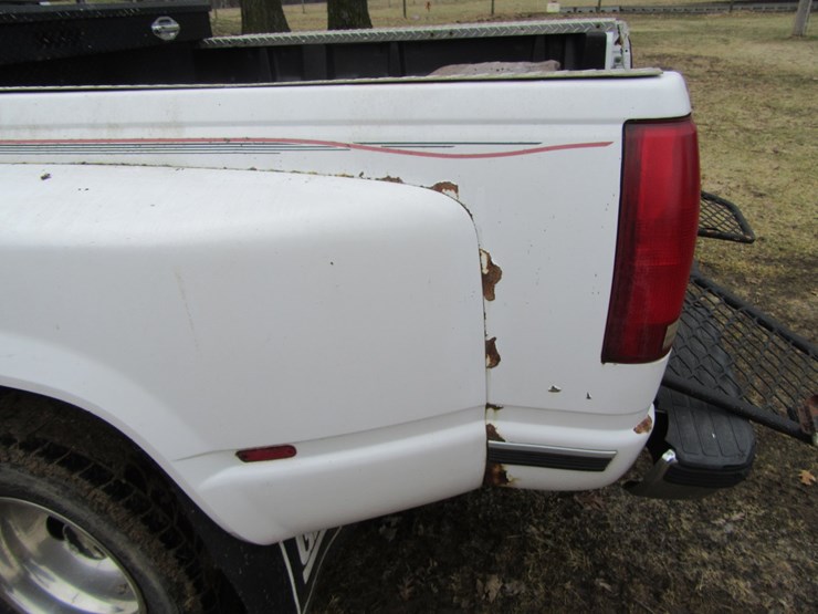 1997-chevrolet-3500-image-13