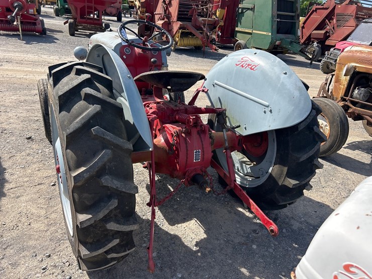 ford-8n-image-5
