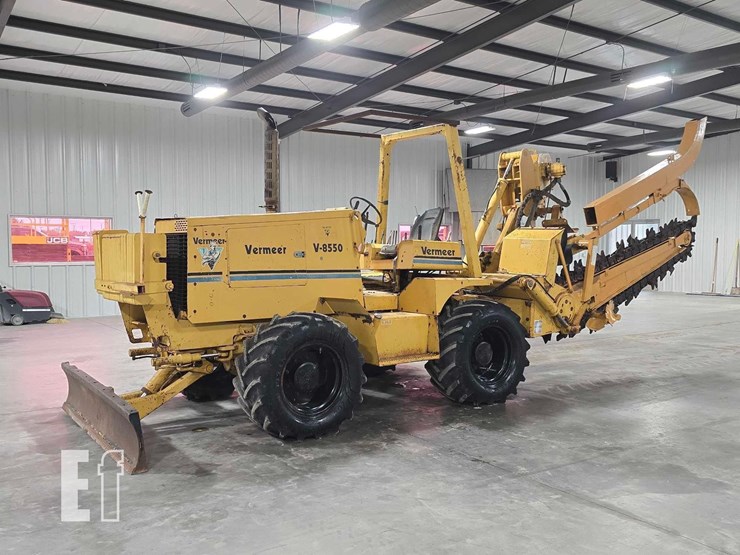 2007-vermeer-v8550-image-1