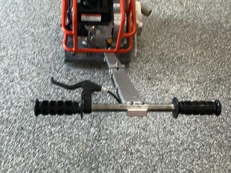 #105-•-husqvarna-soft-cut-150-concrete-saw-image-4