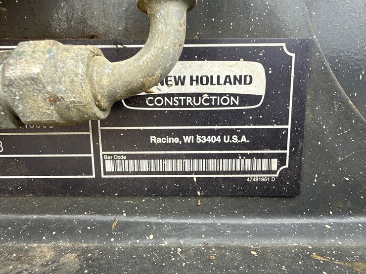 new-holland-l320-image-45