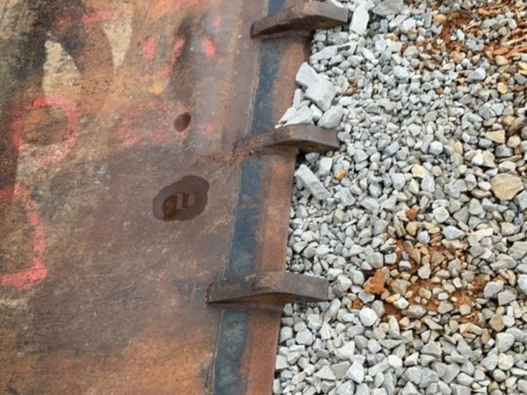 #157-•-proworks-73”-tooth-bucket-image-7