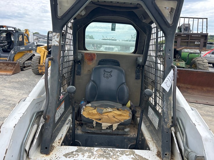 2013-bobcat-t190-image-14