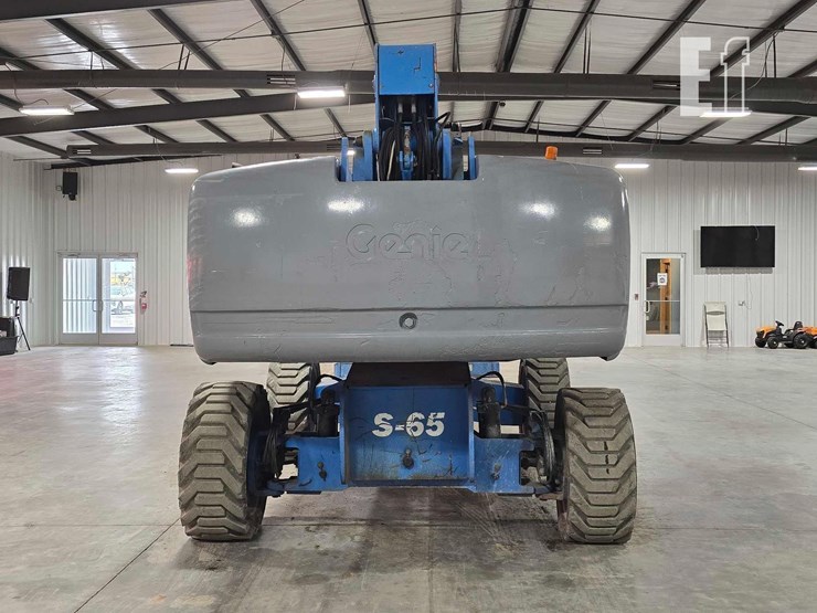 2011-genie-s65-image-8