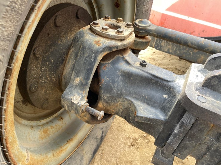 2005-jlg-g9-43a-image-40