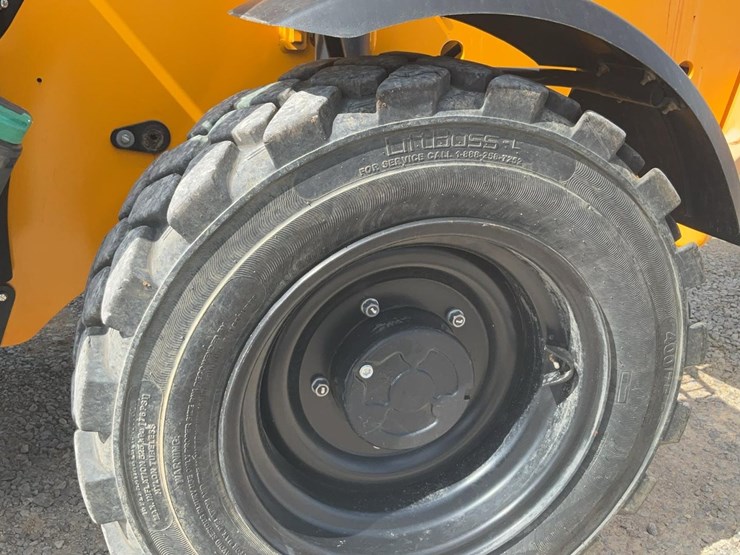 2022-jcb-510-56-image-34