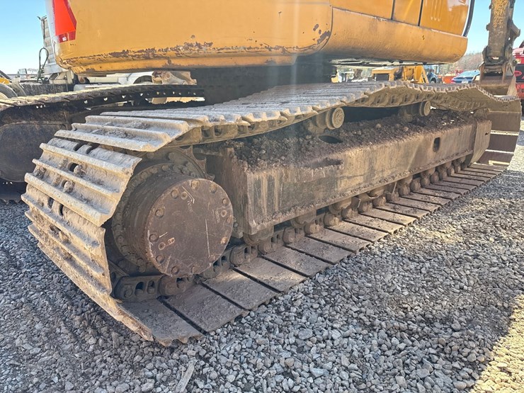 2009-deere-225-lc-image-77