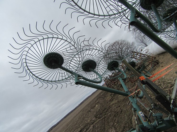 john-deere-702-image-4