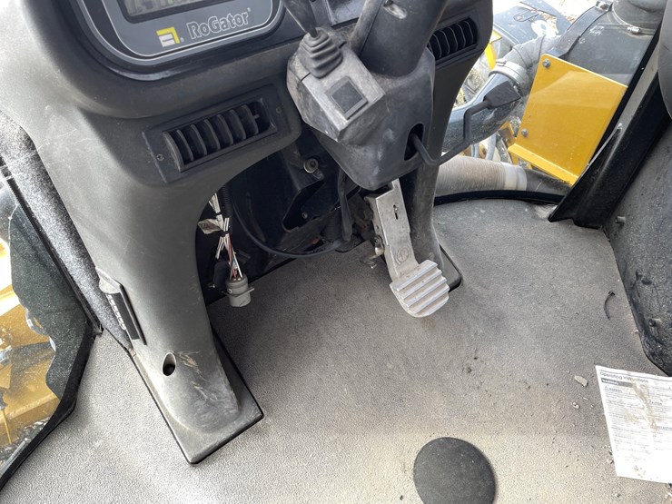 #5515-•-agco-rogator-u1264c-ag-chem-sprayer-image-41