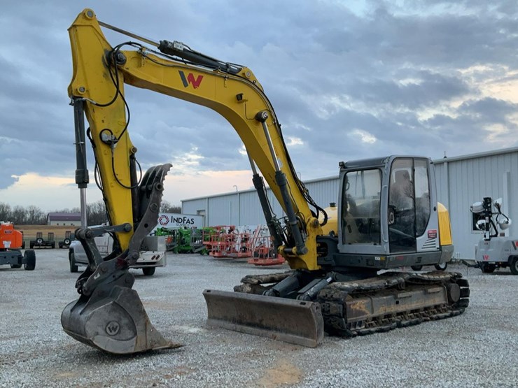 2019-wacker-neuson-et145-image-1