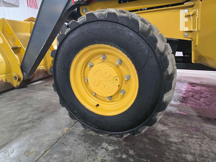 2023-deere-310-g-tier-image-29