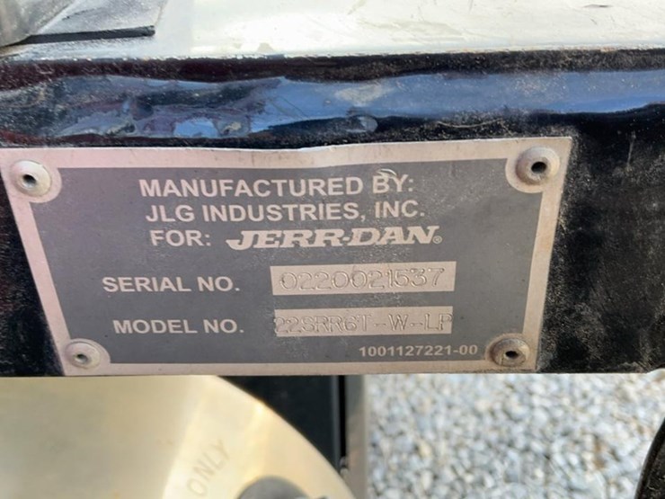 2021-peterbilt-337-image-40