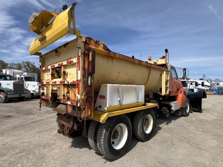 2007-sterling-l9500-image-5