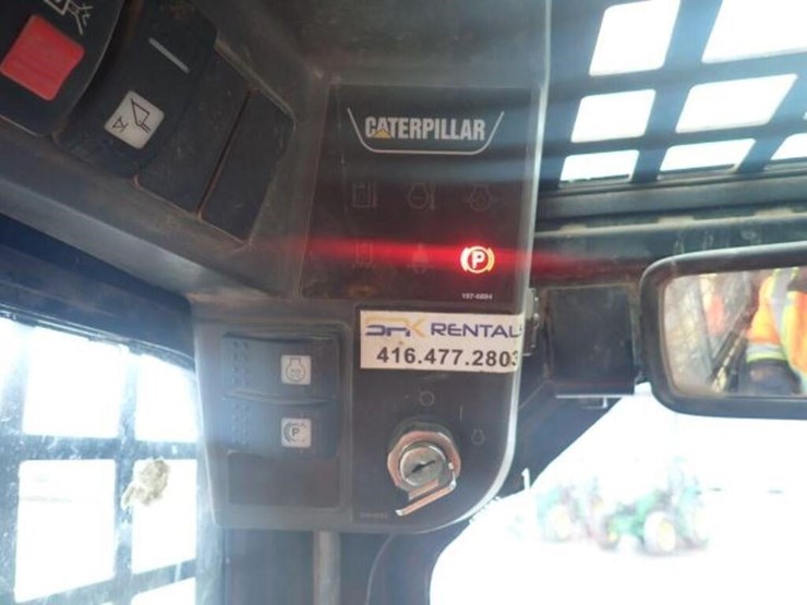 2010-caterpillar-232b-image-16