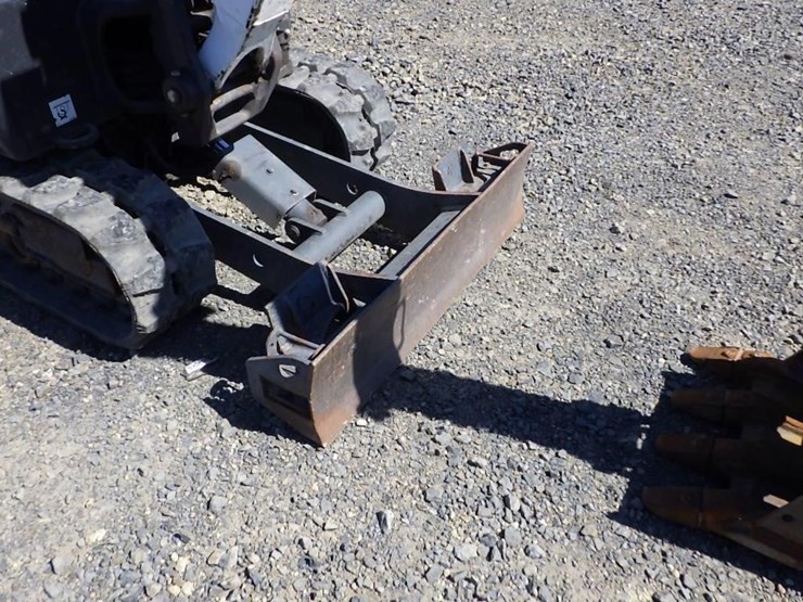 bobcat-hydraulic-excavator-image-28