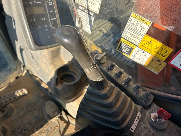 2021-hitachi-zx225-image-66