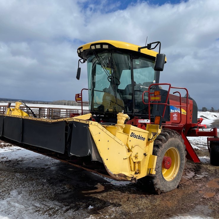 2011 NEW HOLLAND H8060