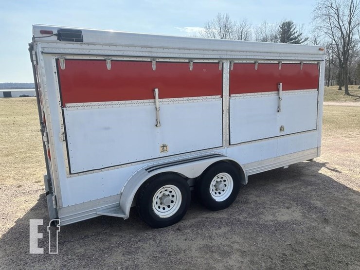 voltage-regulator-power-controls-enclosed-trailer-image-2