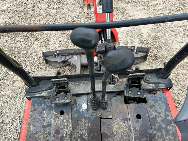 2019-kubota-kx018-4-image-19