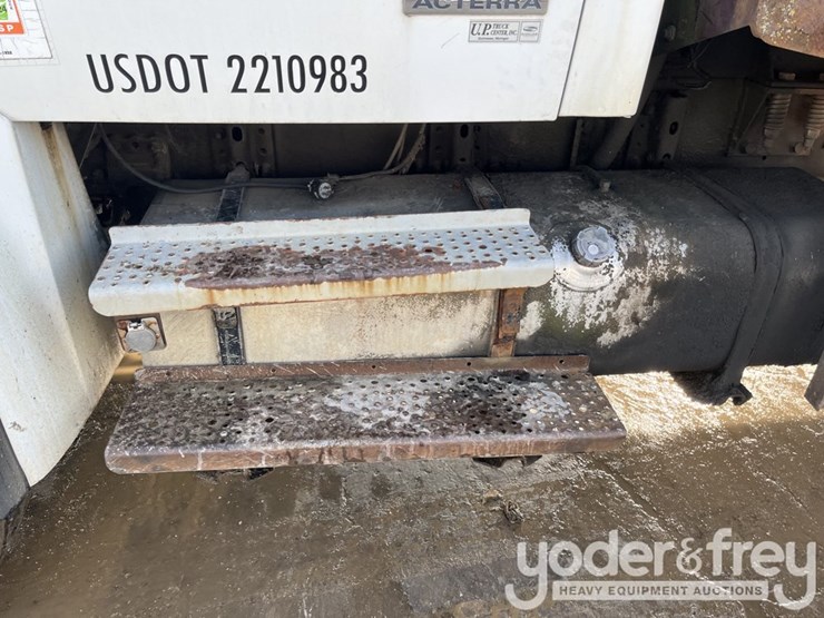 2005-sterling-acterra-image-19