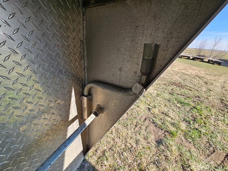 #522-•-2021-travelong-ls-mt-livestock-trailer-image-22