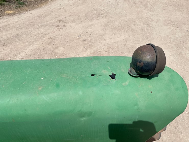 john-deere-3010-image-21