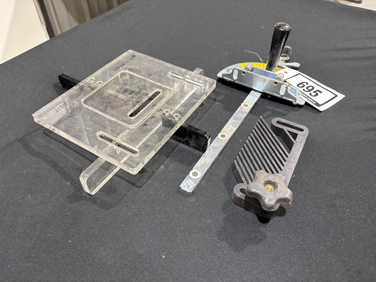 #695-•-precicion-miter-gauge-and-magnet-clamp-image-3