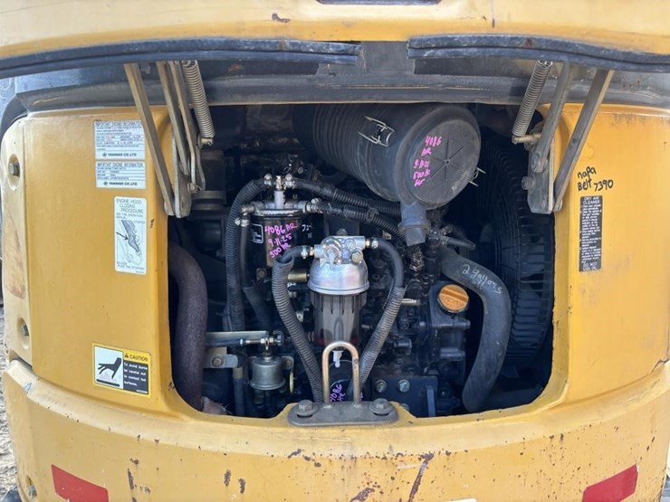 2006-deere-27d-image-37