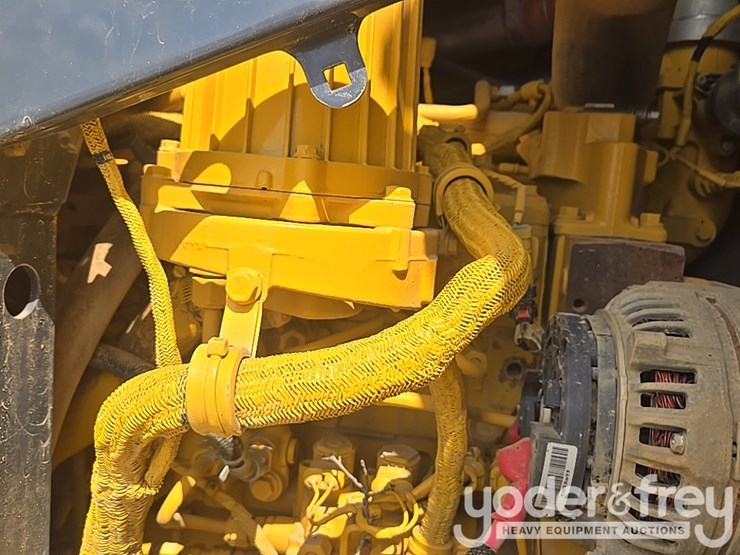 2019-deere-670g-image-94