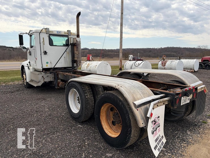 2004-international-9200-image-2