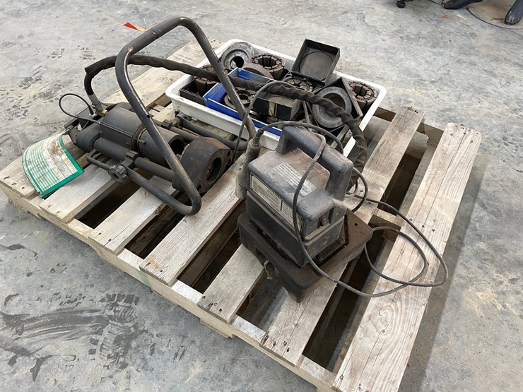 #7552-•-gates-hydraulic-hose-crimper-image-2