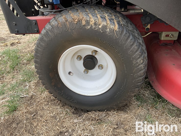 toro-74790-riding-lawn-mower-image-12