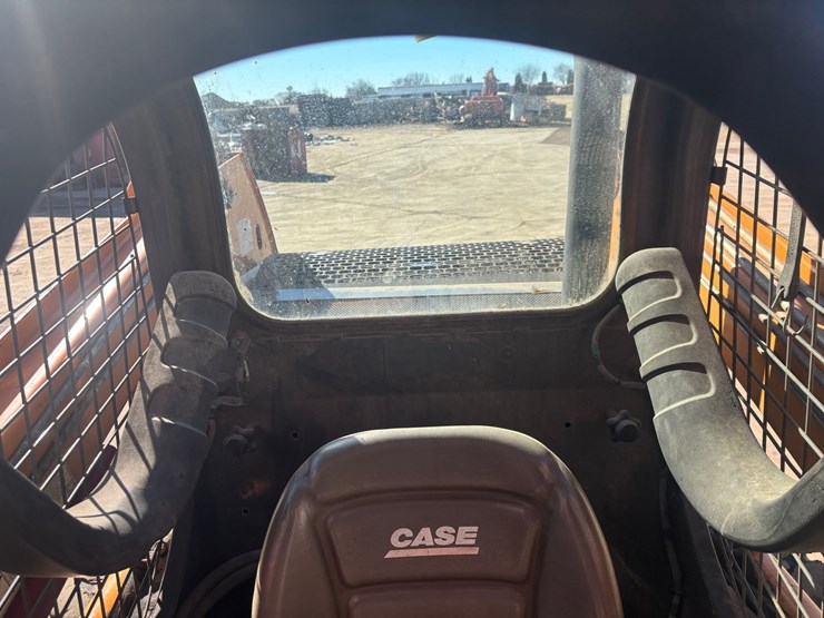 2011-case-sr220-image-38