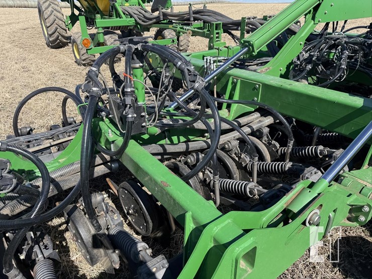 2012-john-deere-1890-image-53