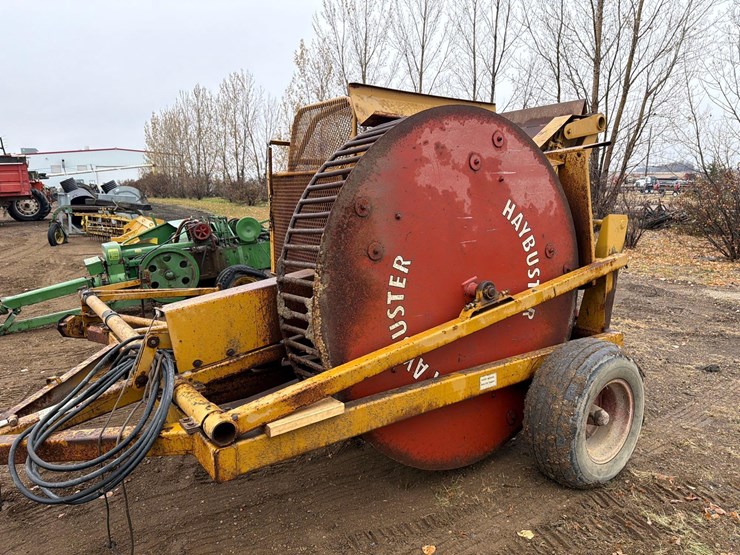 haybuster-h106-image-1