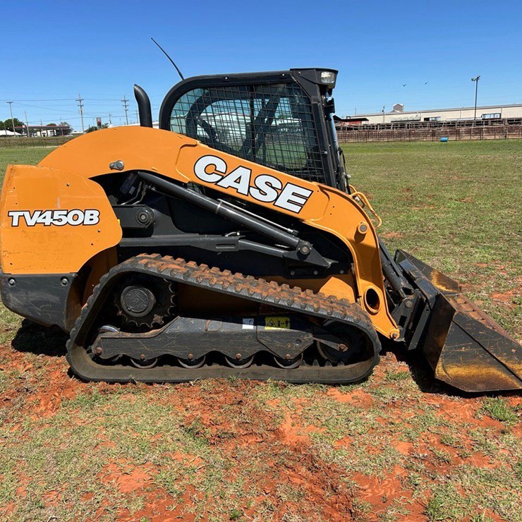 2022 CASE TV450B