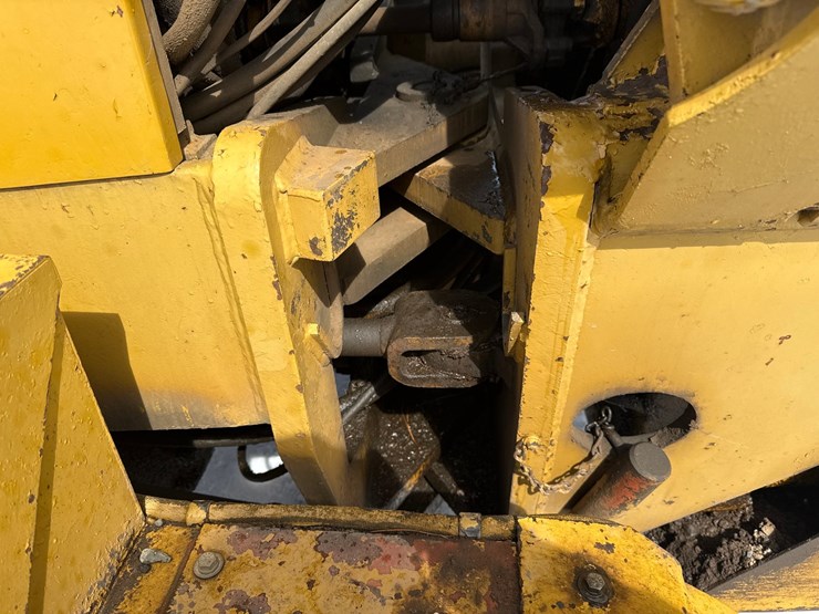 2019-champion-780a-image-29