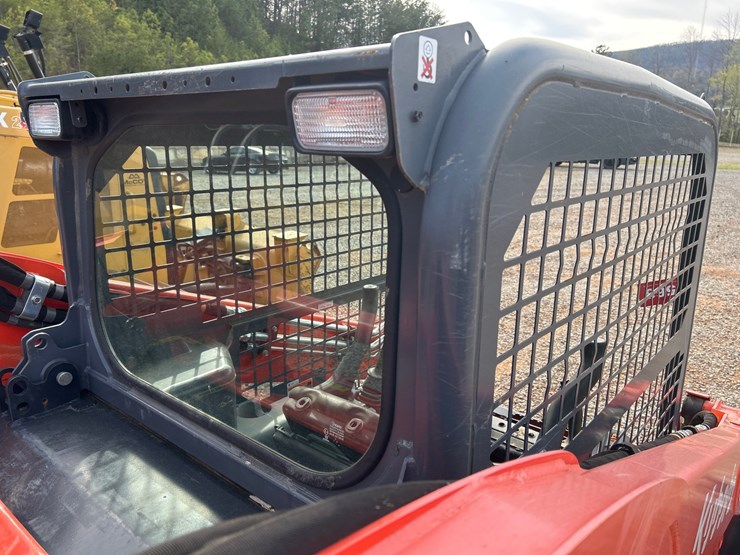 2023-kubota-svl65-2-image-43