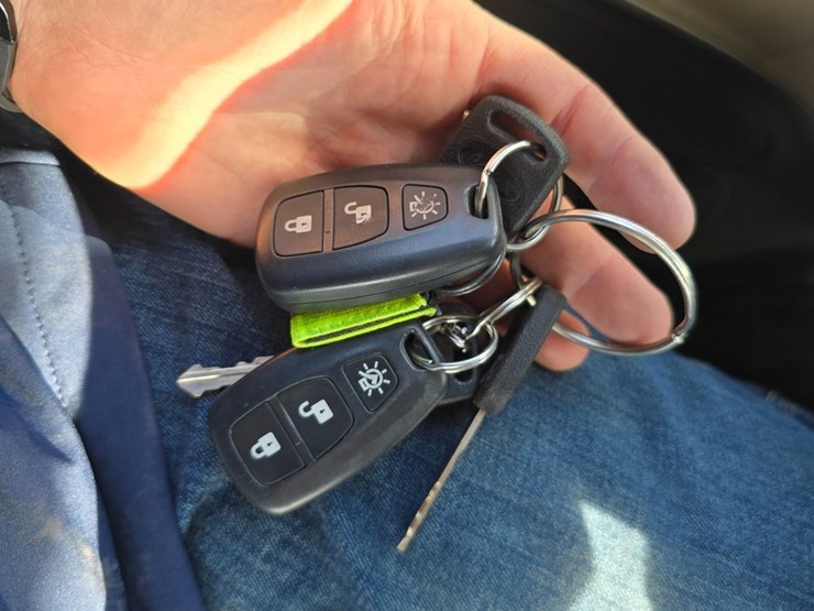 2019-peterbilt-567-image-96