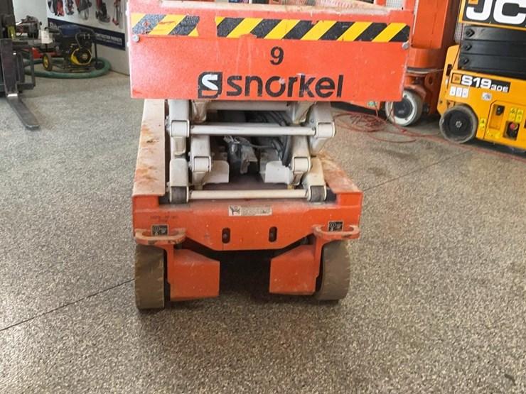 #415-•-2019-snorkel-19'-scissor-lift-image-18