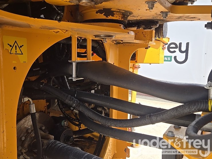 2021-volvo-l90h-image-34