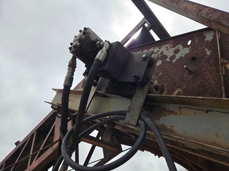 massey-ferguson-8-image-28