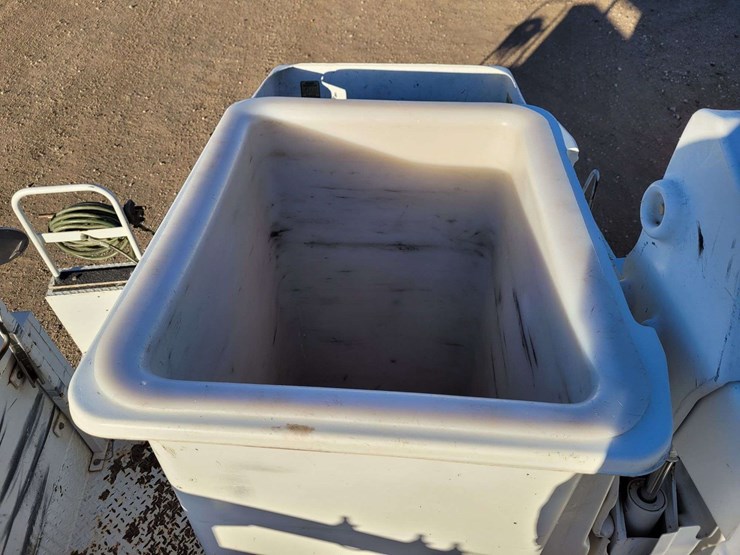 2011-altec-at37g-image-9