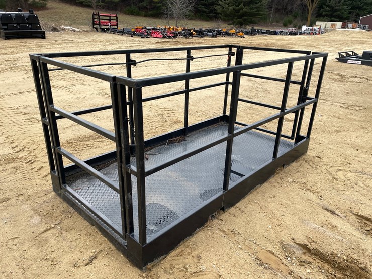 #7531-•-8'-work-platform-with-fork-pockets-image-6