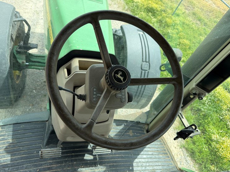 2010-john-deere-8270r-image-68